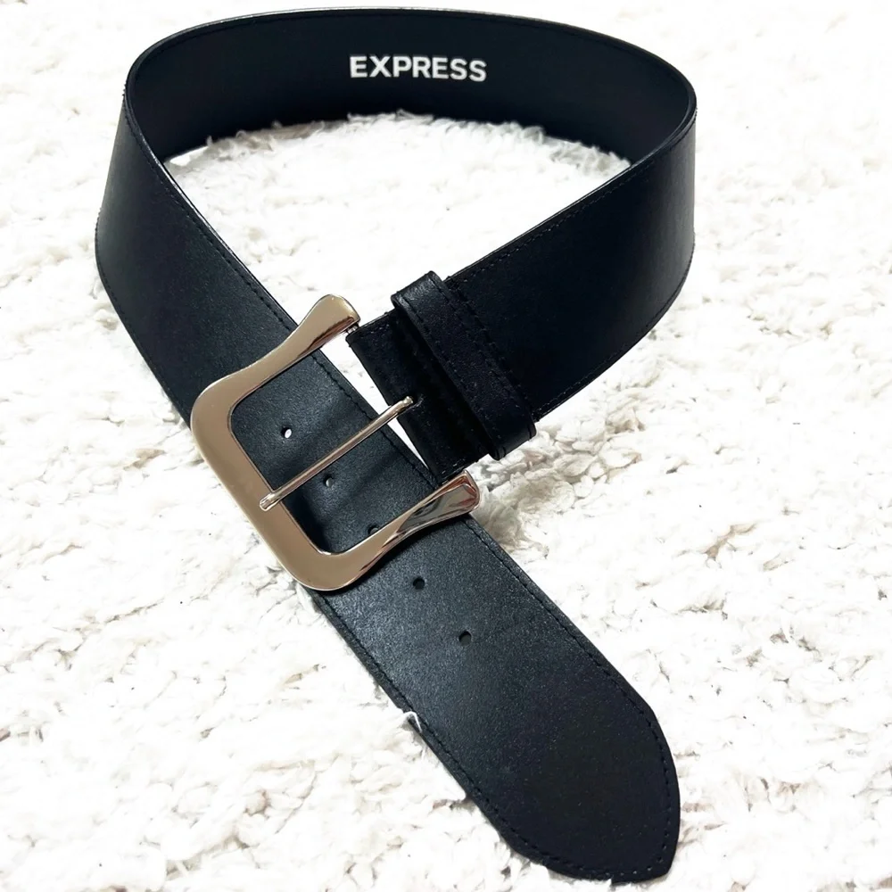 Express Solid Black Vintage Women’s Leather Belt Wide Size Small Silver Buckle